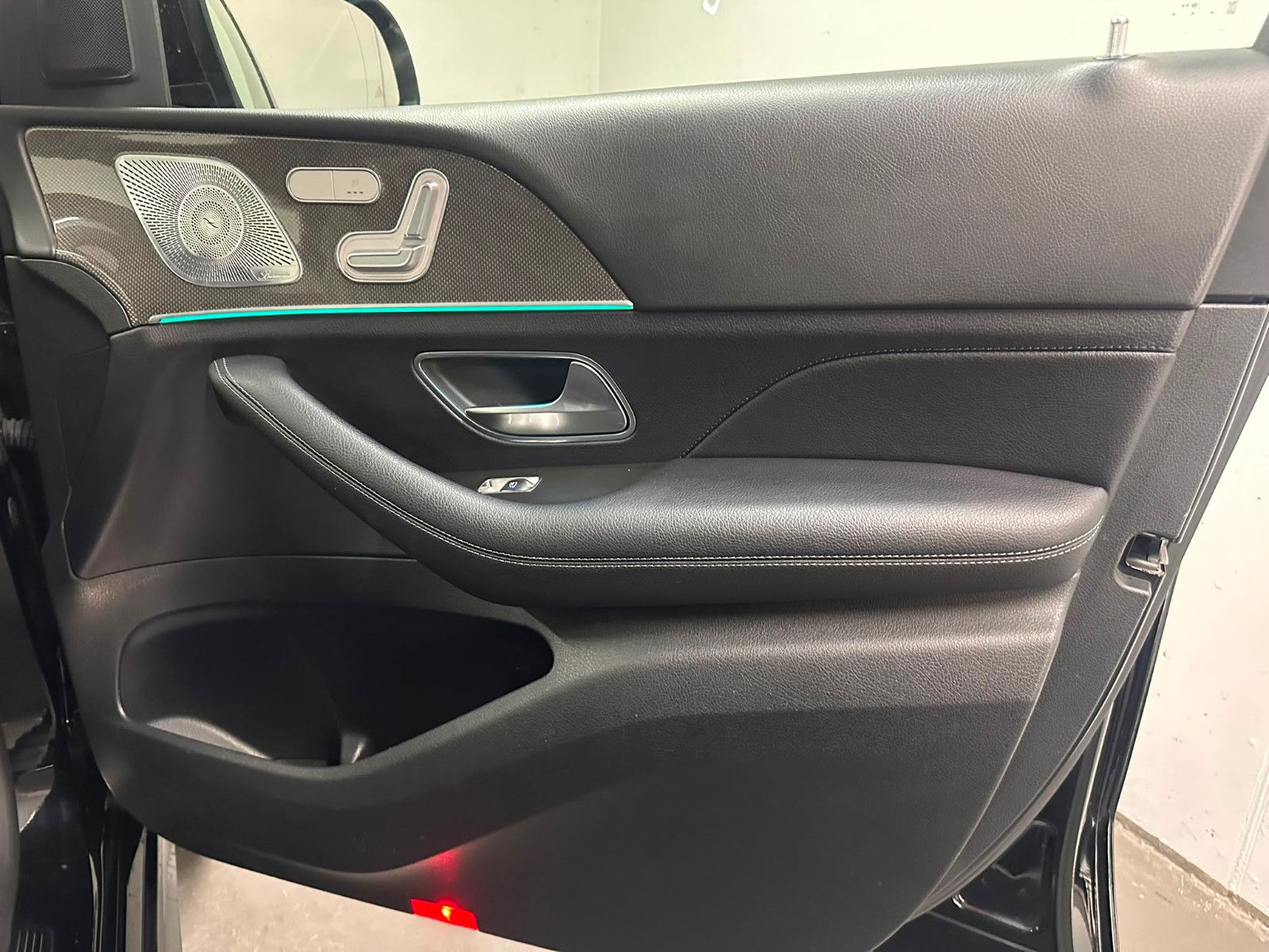 Fahrzeugabbildung Mercedes-Benz GLE 350 de 4MATIC *AMG-LINE*DISTRO*AHK*KEYLESS*