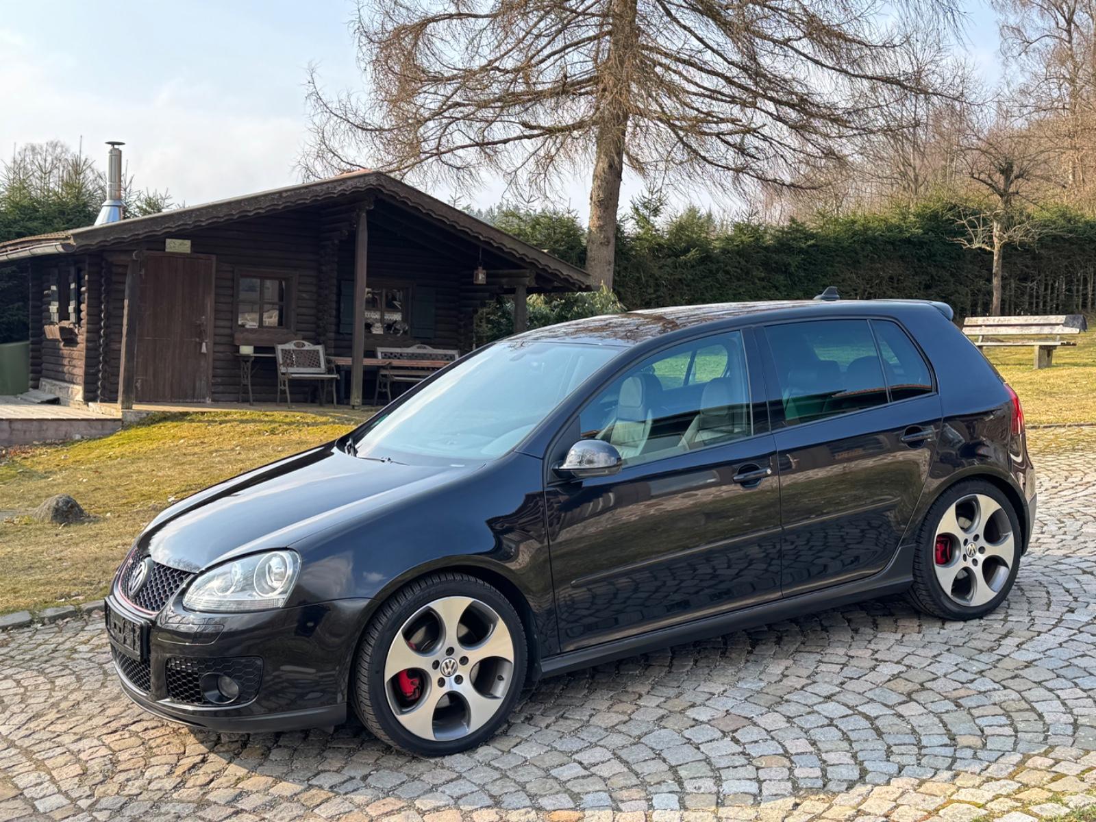 Volkswagen Golf V  2.0TFSI 200PS GTI,Xenon,Navi,Leder,6Gang