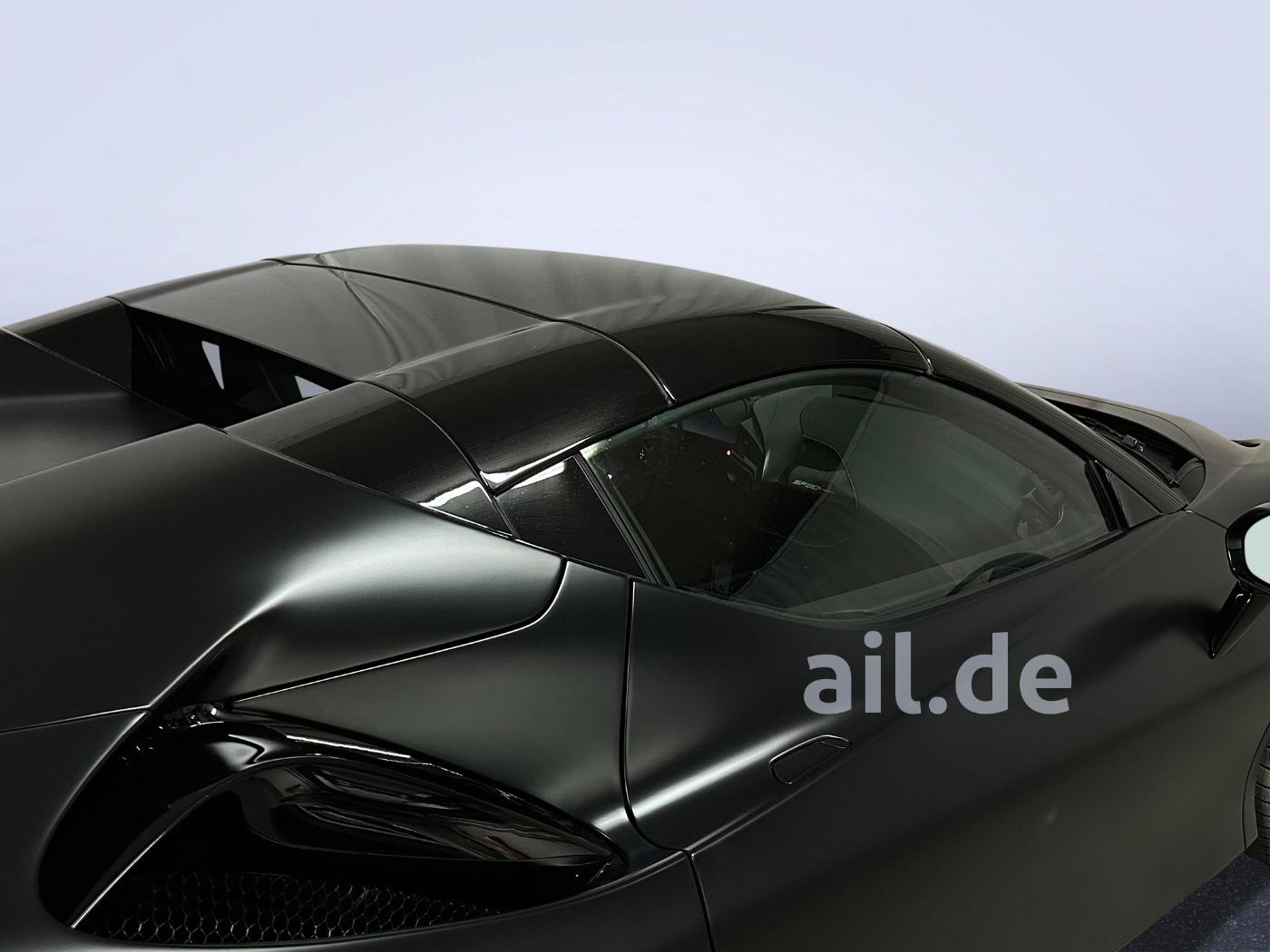 Ferrari SF90 Spider Nero Opaco Carbon PACK Racing Seat