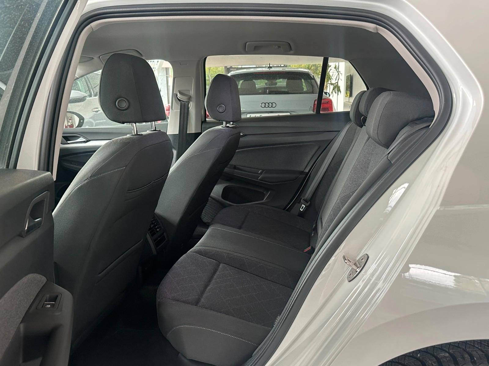 Volkswagen Golf VIII Limo 2.0 TDI DSG,Kamera,Navi,LED,1Hd, миниатюра 8
