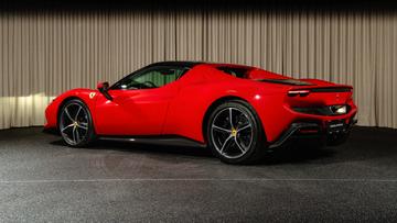 2022 Ferrari 296 GTB 照片 8