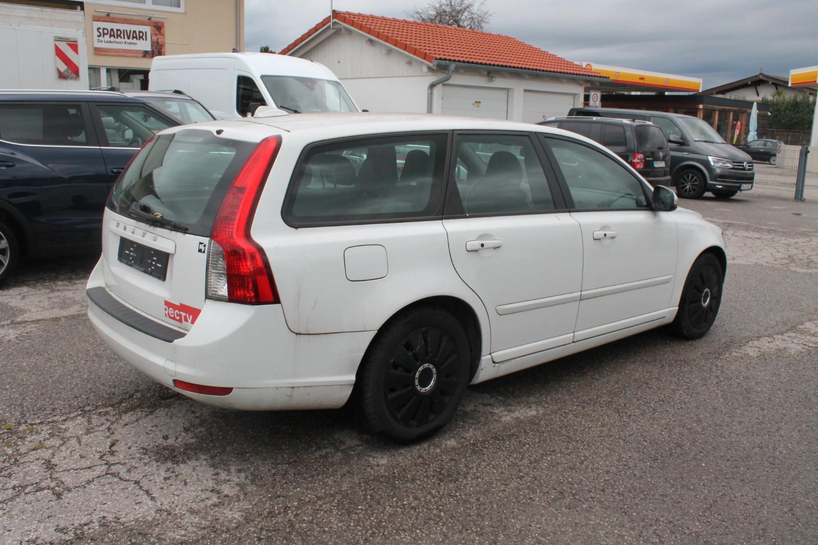 Volvo V50 2012 — engine 1.560 cm³, 114 HP (84kW)