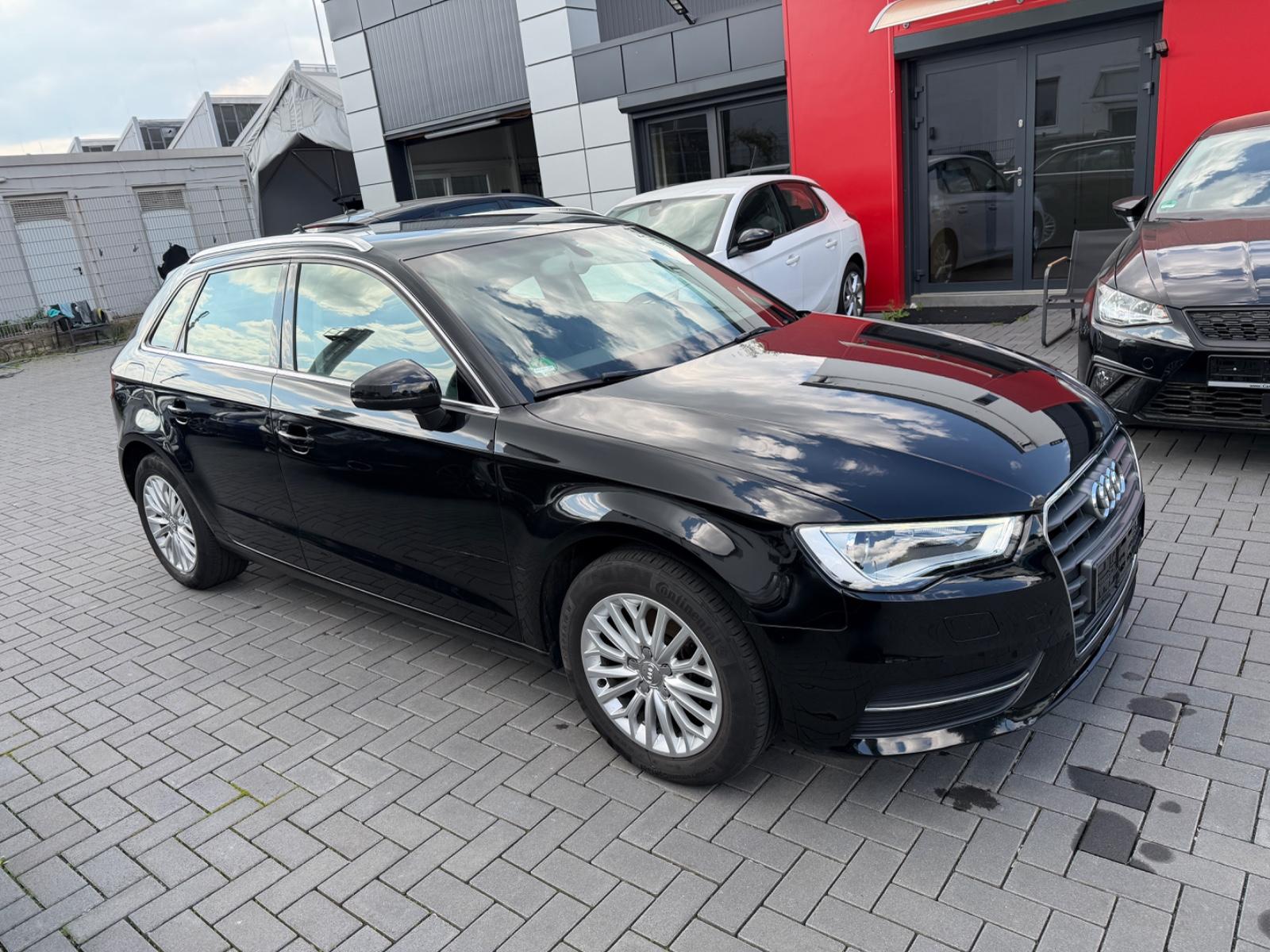 Audi A3 Sportback ambiente