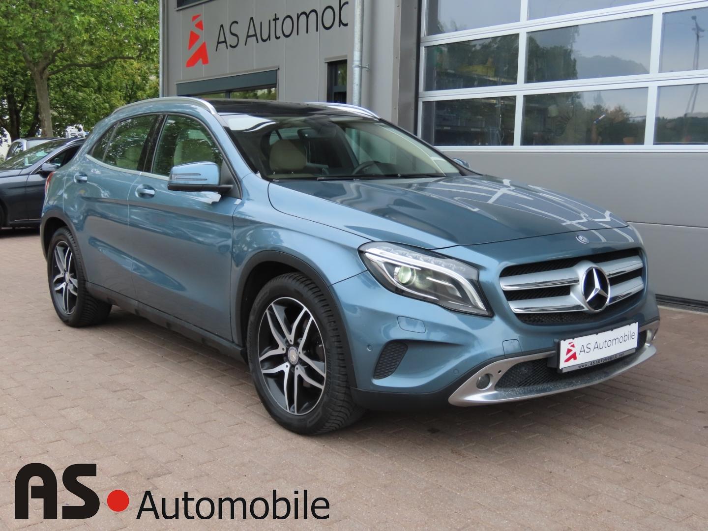 Mercedes-Benz GLA 200 2.Hand*Bi-Xen*Pano*Navi*SHZ*PDCv+h