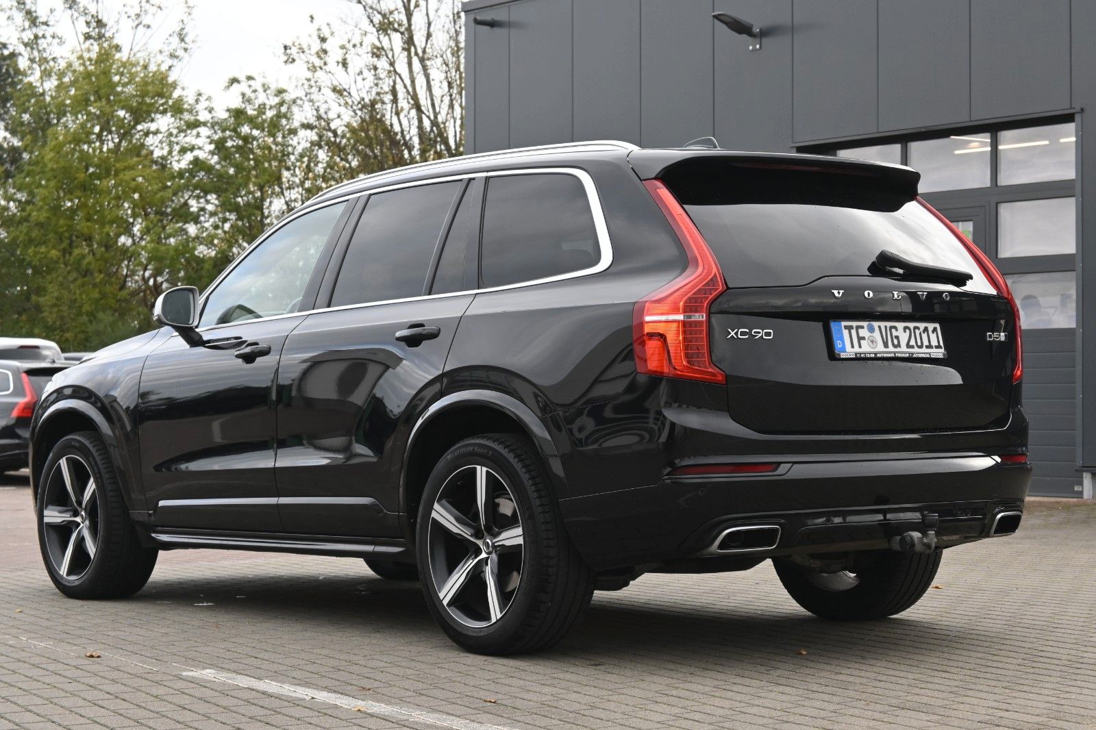 Fahrzeugabbildung Volvo XC90 D5 AWD*R Design*LUFT*PANO*7Si*LED