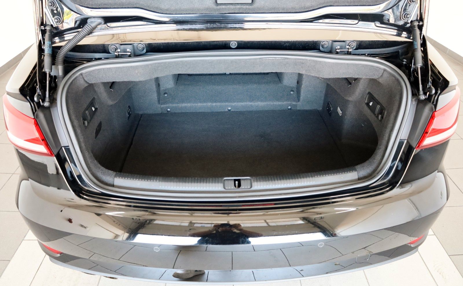 Fahrzeugabbildung Audi A3 Cabriolet Navi,Xenon,SH,PDC,Akustik-Verdeck