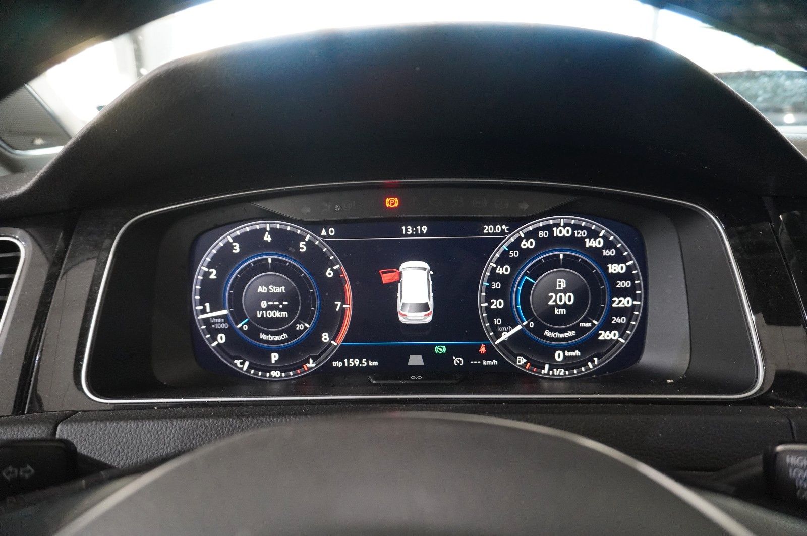 Fahrzeugabbildung Volkswagen Golf VII Vari. 1.5 TSI HIGHLINE DSG NAVI/LED/AHK