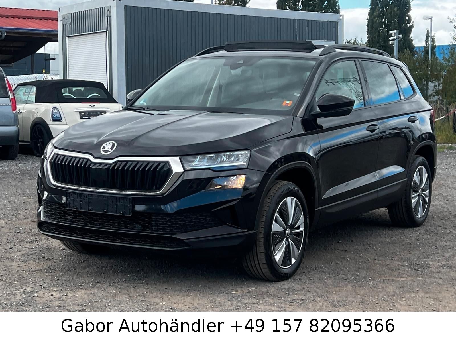 Skoda Karoq - 1