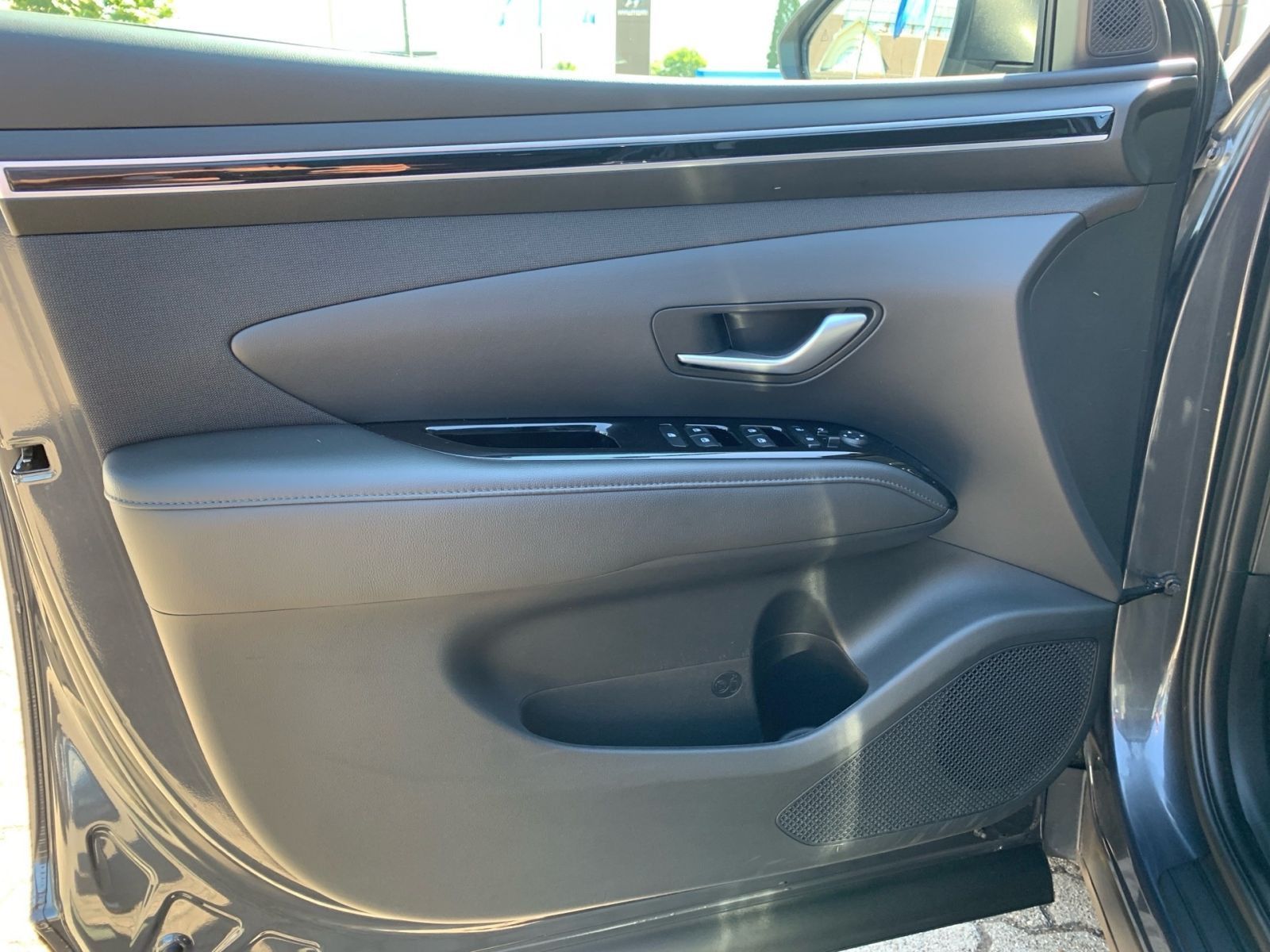 Fahrzeugabbildung Hyundai TUCSON 1.6 T-GDI Trend Plug-In Hybrid 4WD el.HK