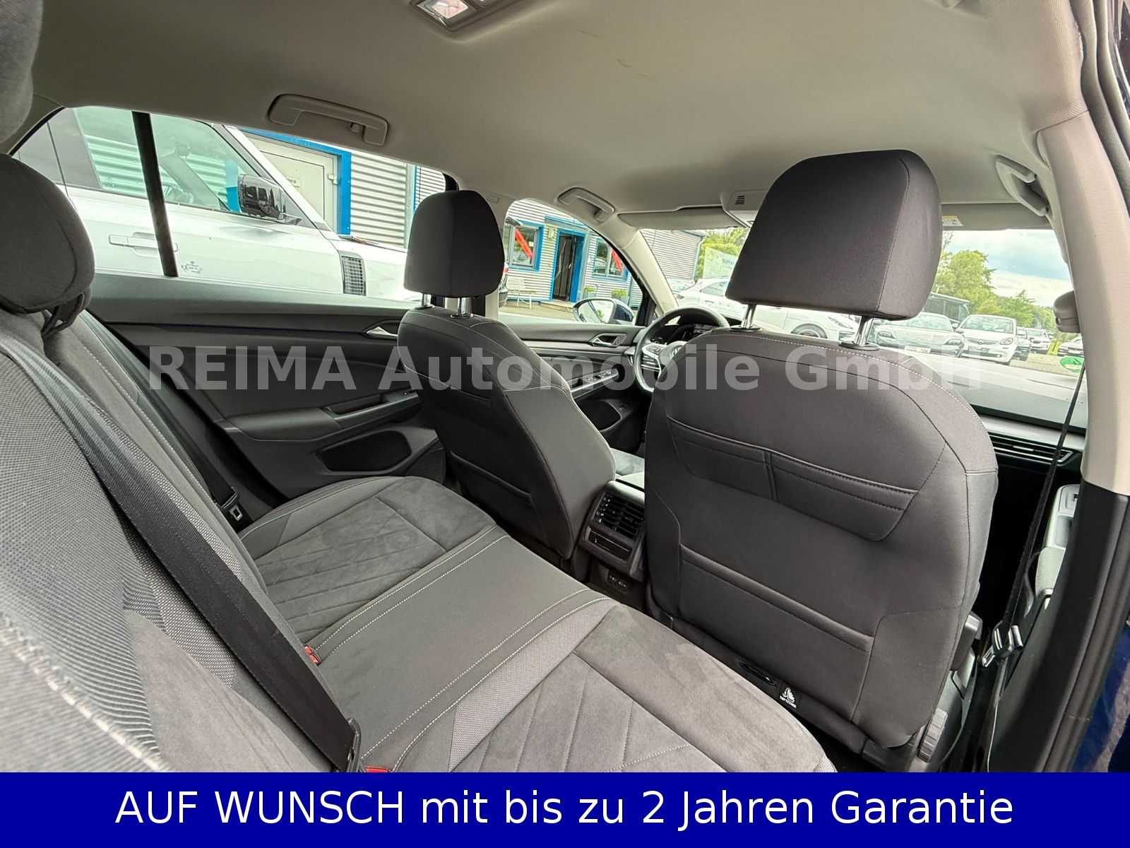 Fahrzeugabbildung Volkswagen Golf VIII Lim. Style eHybrid, ACC, LED, AHK