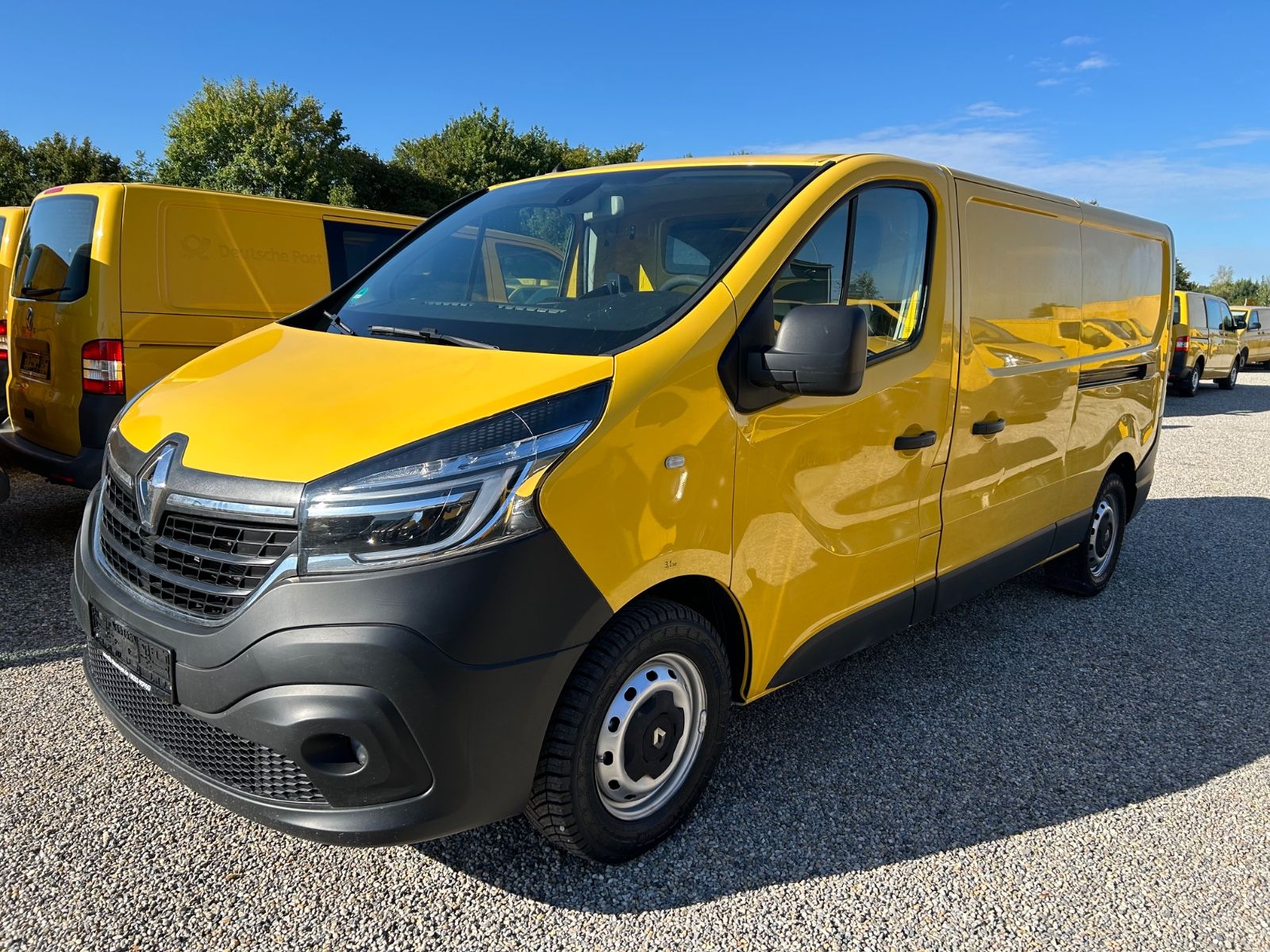 Renault Trafic - 1