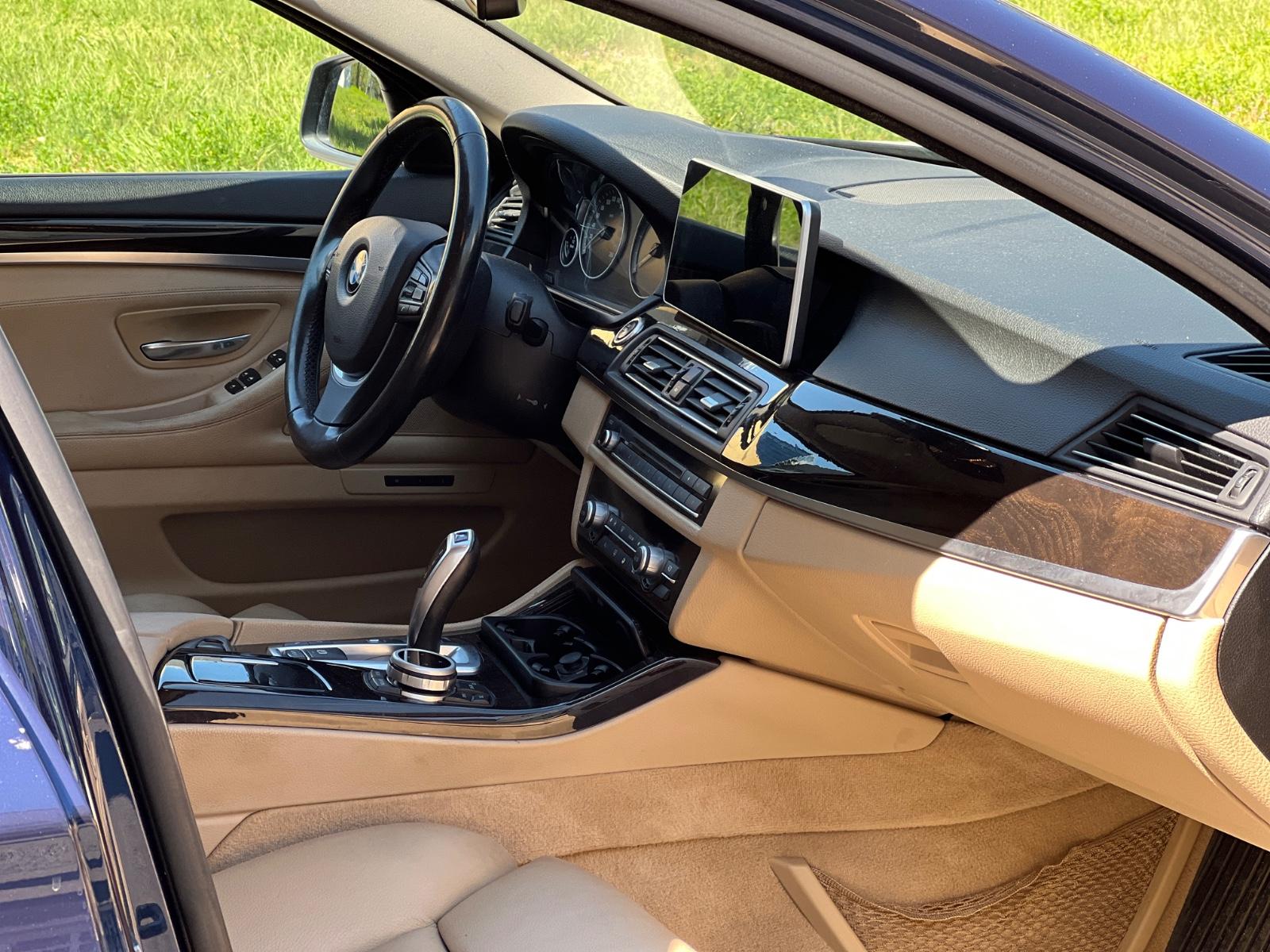 BMW 525 2012 — photo 16
