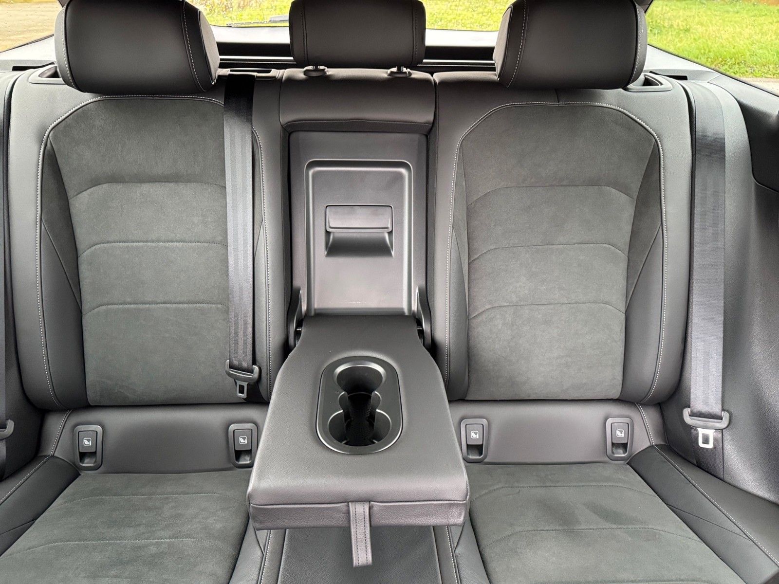 Fahrzeugabbildung Volkswagen Arteon Shooting Brake R-Line 2.0 TSI