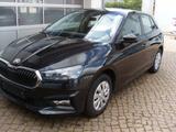 Skoda Fabia Essence - Skoda Fabia: Essence