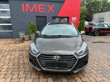 Hyundai i40 cw blue Style 1.7 141 PS Autom. HU neu - Hyundai i40 mit Diesel-Antrieb: Kombi, Automatik, 1.7