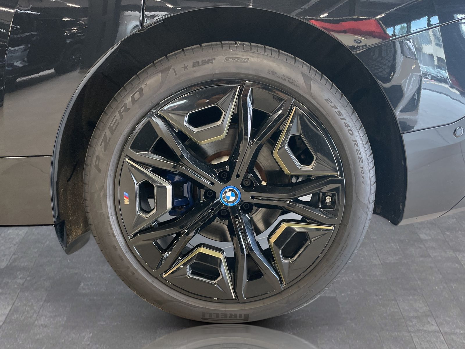 BMW iX - Bild 15