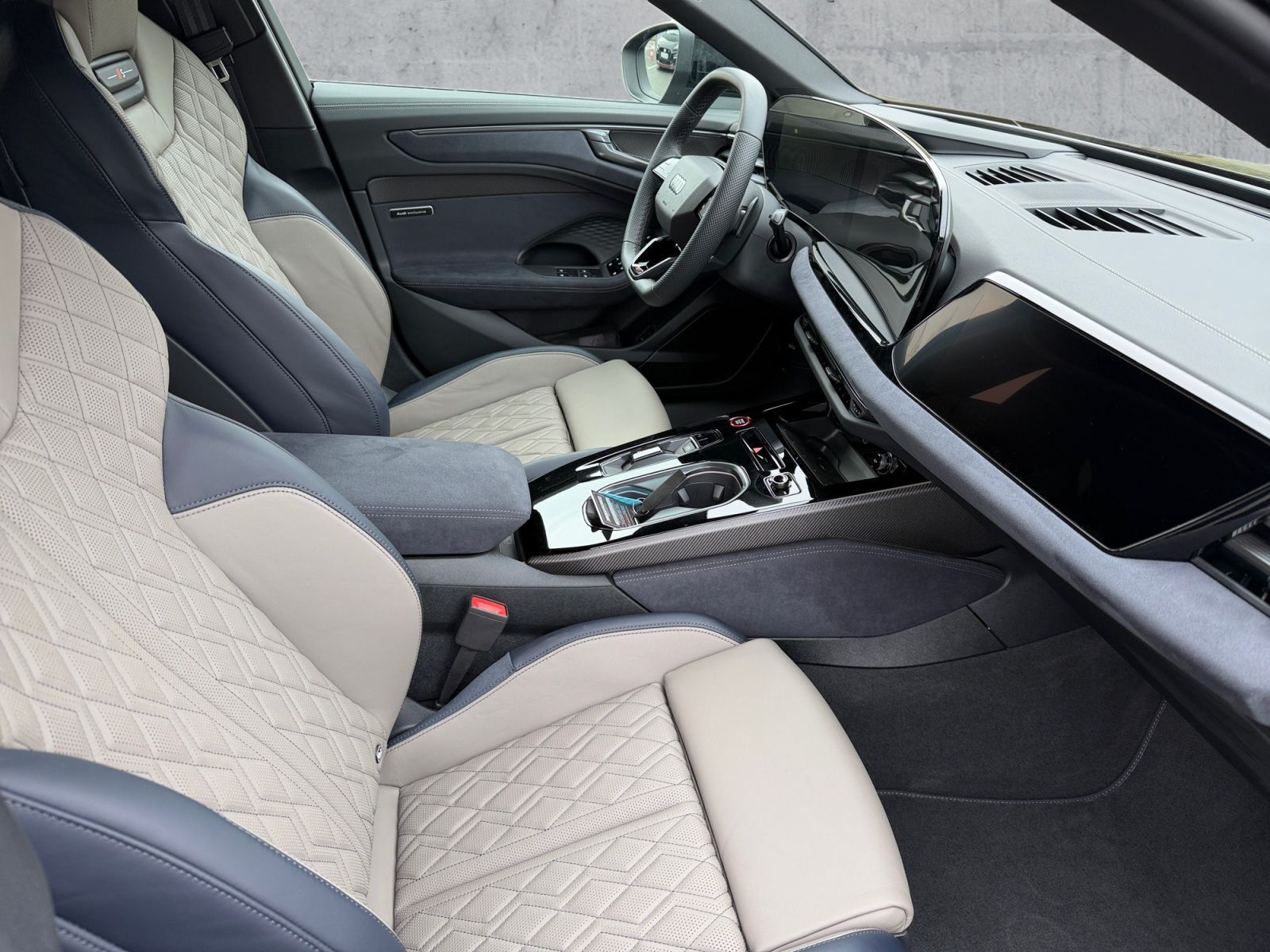 Audi A6 - Bild 13