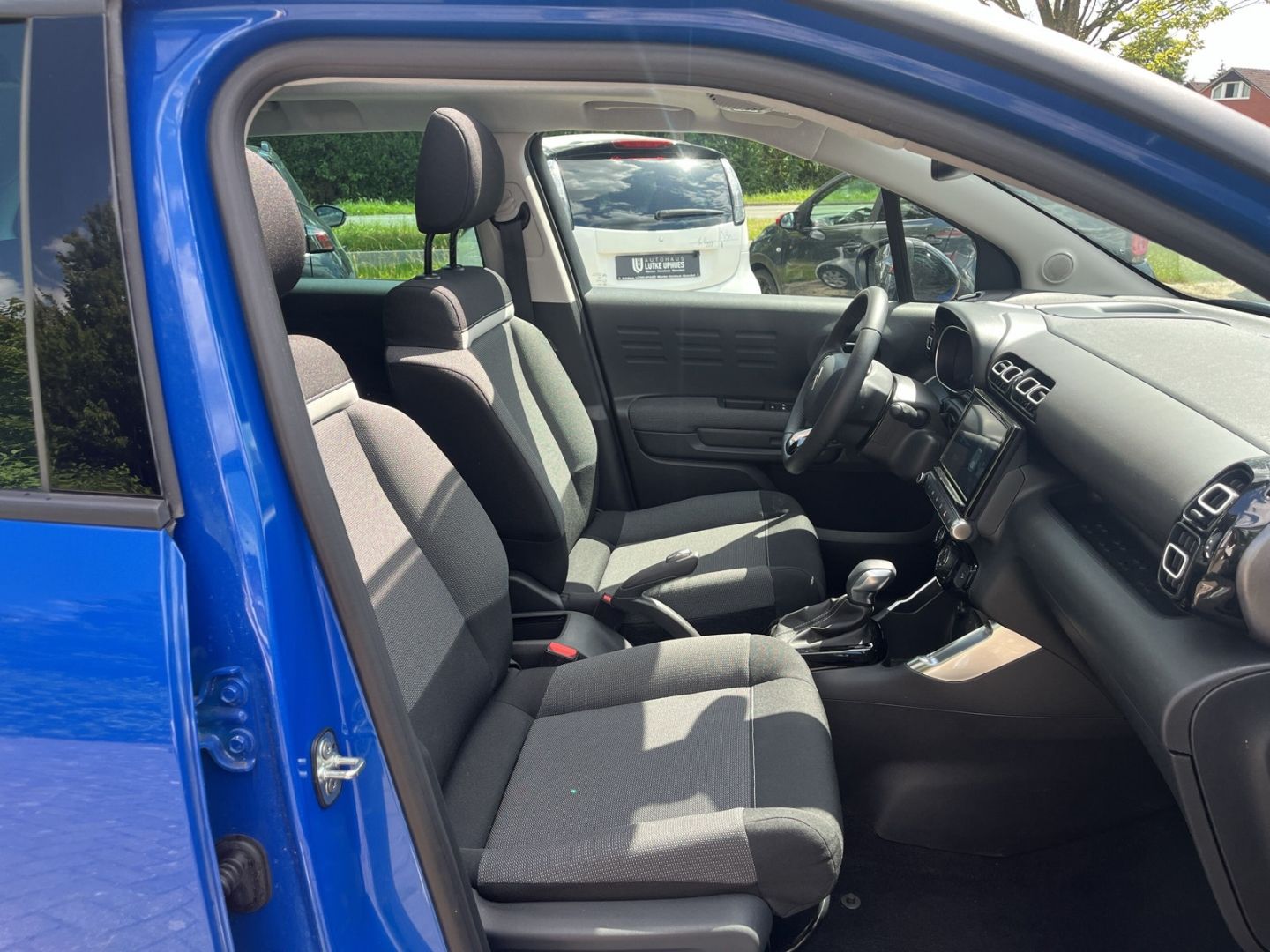 Fahrzeugabbildung Citroën C3 Aircross 1.2 PureTech 130 S&S EAT6 Max Navi