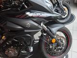 Suzuki V-STROM DL650 - ENDURO VON 501 BIS 750 CCM