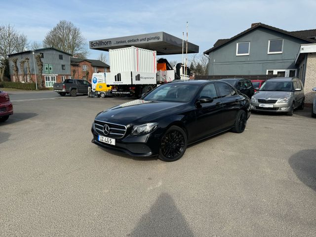 Mercedes-Benz E 220  PANO/WIDESCREEN/AMG PACKET/BURMESTER