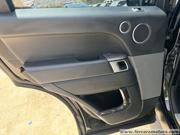 Land-Rover Range Rover Sport - 11