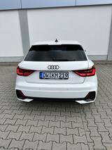 Audi A1 35 TFSI S tronic S line Sportback S line - Audi A1 Gebrauchtwagen in Dresden