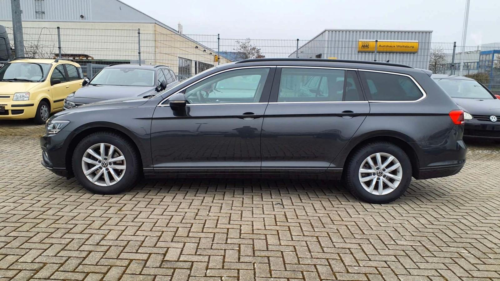Volkswagen Passat Variant Business Navi, DSG, AHK