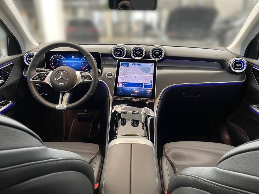 Fahrzeugabbildung Mercedes-Benz GLC 220 d 4M Avantg. AHK Pano Totwi DigitalLight