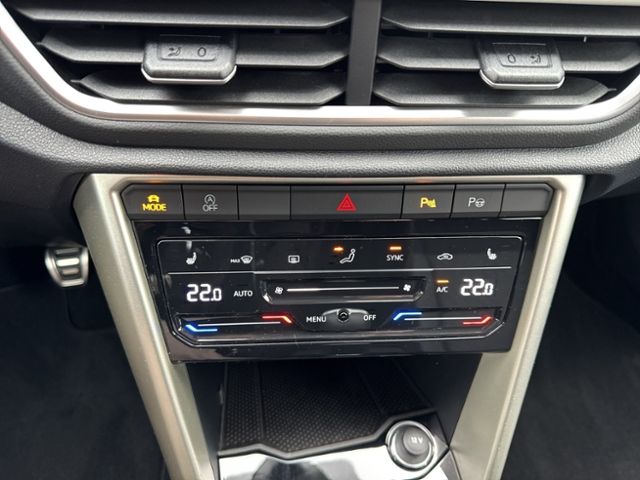 T-Roc MOVE 1.0 TSI NAVI APP-CON LED PDC SHZG DAB