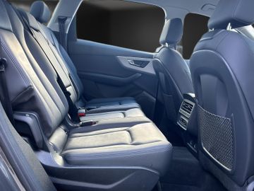 Audi Q7 - 12