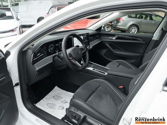 Passat Variant Elegance TDI DSG 360° AHK Matrix 