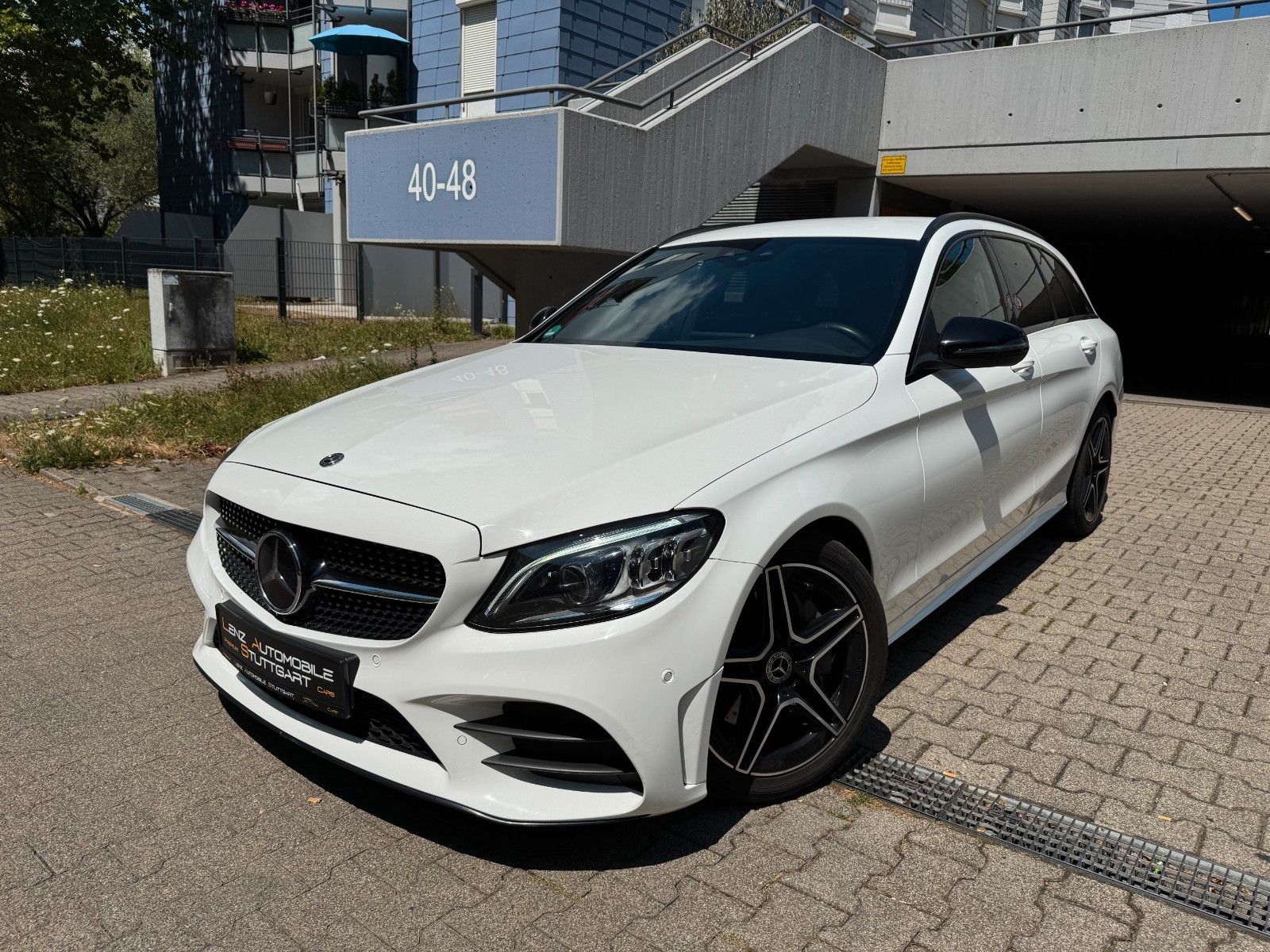 MERCEDES-BENZ C 300 T d AMG Night Edition Multibeam 1Hand