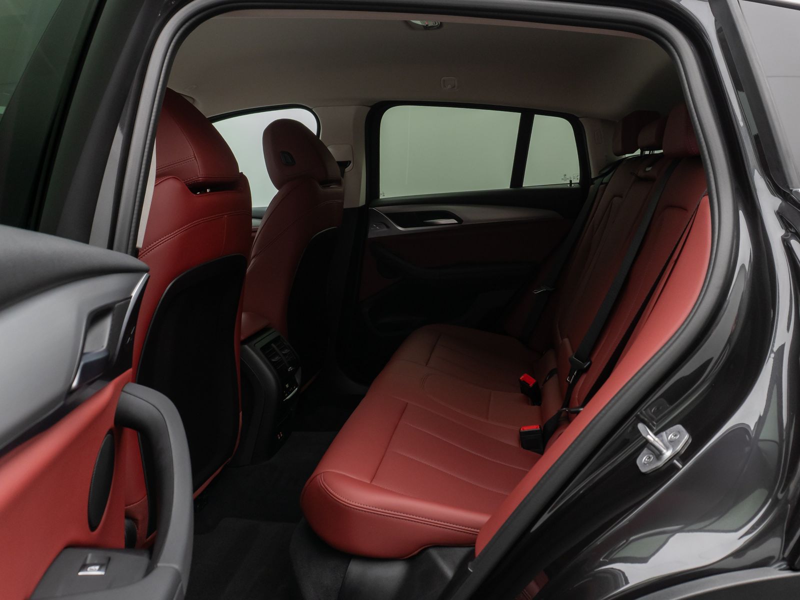 Fahrzeugabbildung BMW X4 xD20d 360°DAB HiFi Fernlichtassist AHK Sport