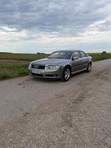 Audi A8 4.0 TDI tiptronic quattro -ATM - Audi A8 mit Diesel-Antrieb: Limousine, 4.0