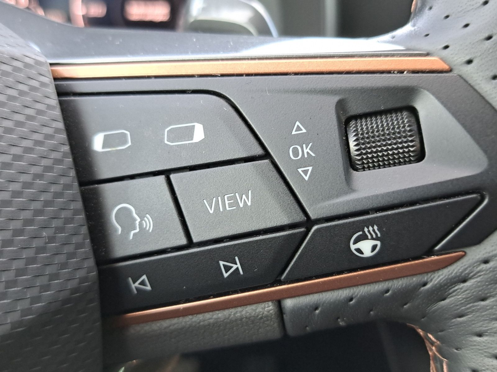 Leon Sportstourer 1.5 eTSI DSG Navi Kamera