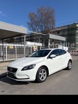 Volvo V40 Kinetic/GARANTIE/KAMERA/XENON - gebrauchte Volvo V40 aus dem Jahr 2012