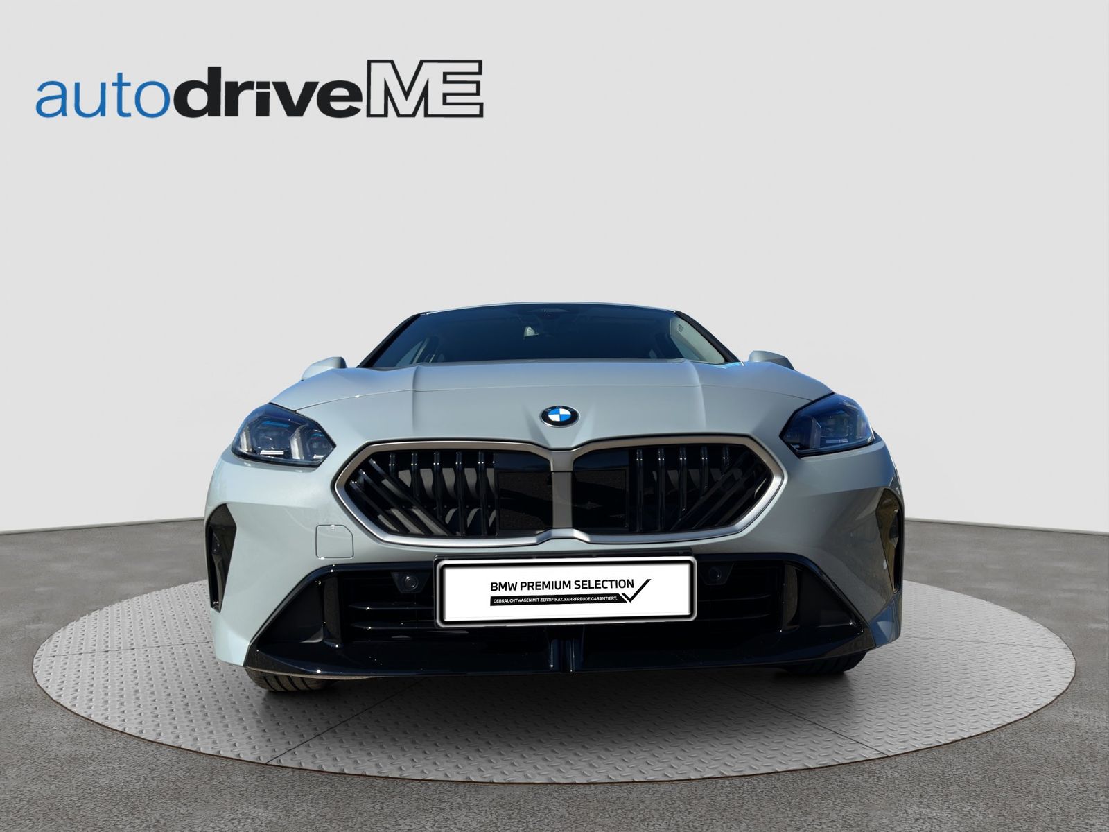 BMW 116 DESIGN KAM LED ACC Kam. SHZ AHK AUT KeyLess imagem 2