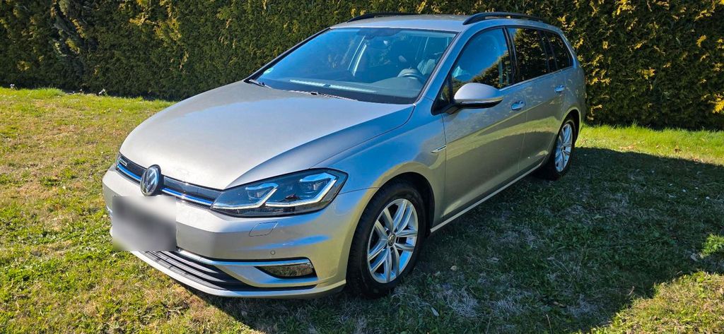 Image of Volkswagen Golf