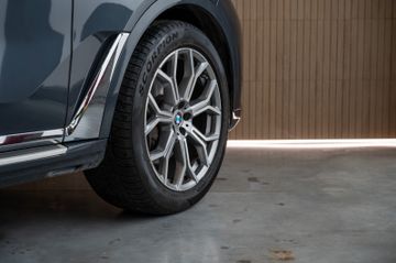 BMW X7 - 12