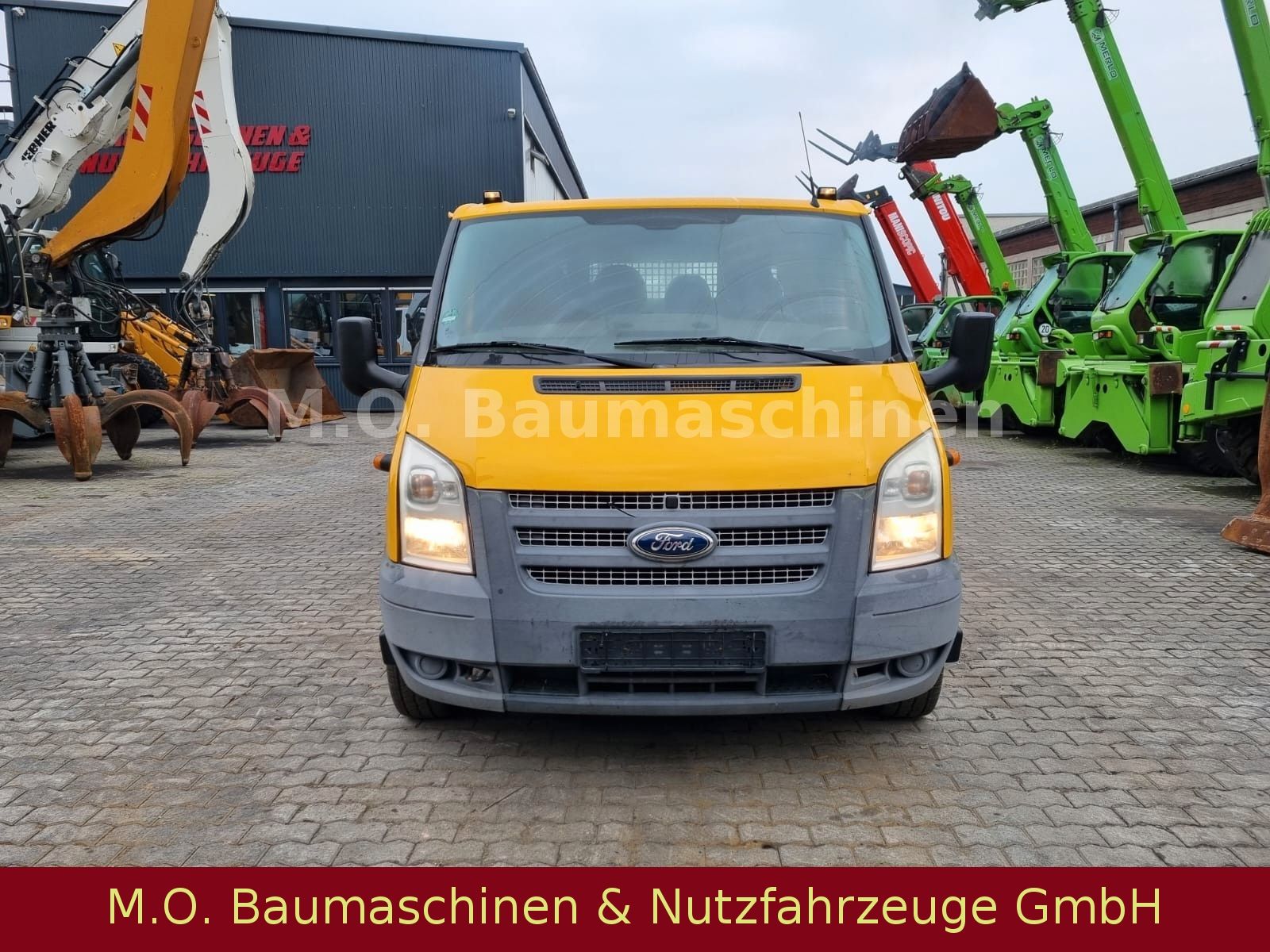 Fahrzeugabbildung Ford Transit Pritsche FT 350 EL /  DOKA / AC /
