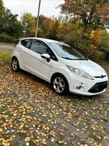 Ford Fiesta 1.4 Benzin  mit 97 PS| TÜV neu | - Ford Fiesta: 97 Ps