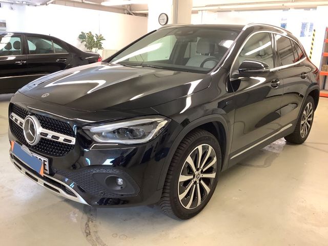 Mercedes-Benz GLA 250 GLA -Klasse GLA 250 e