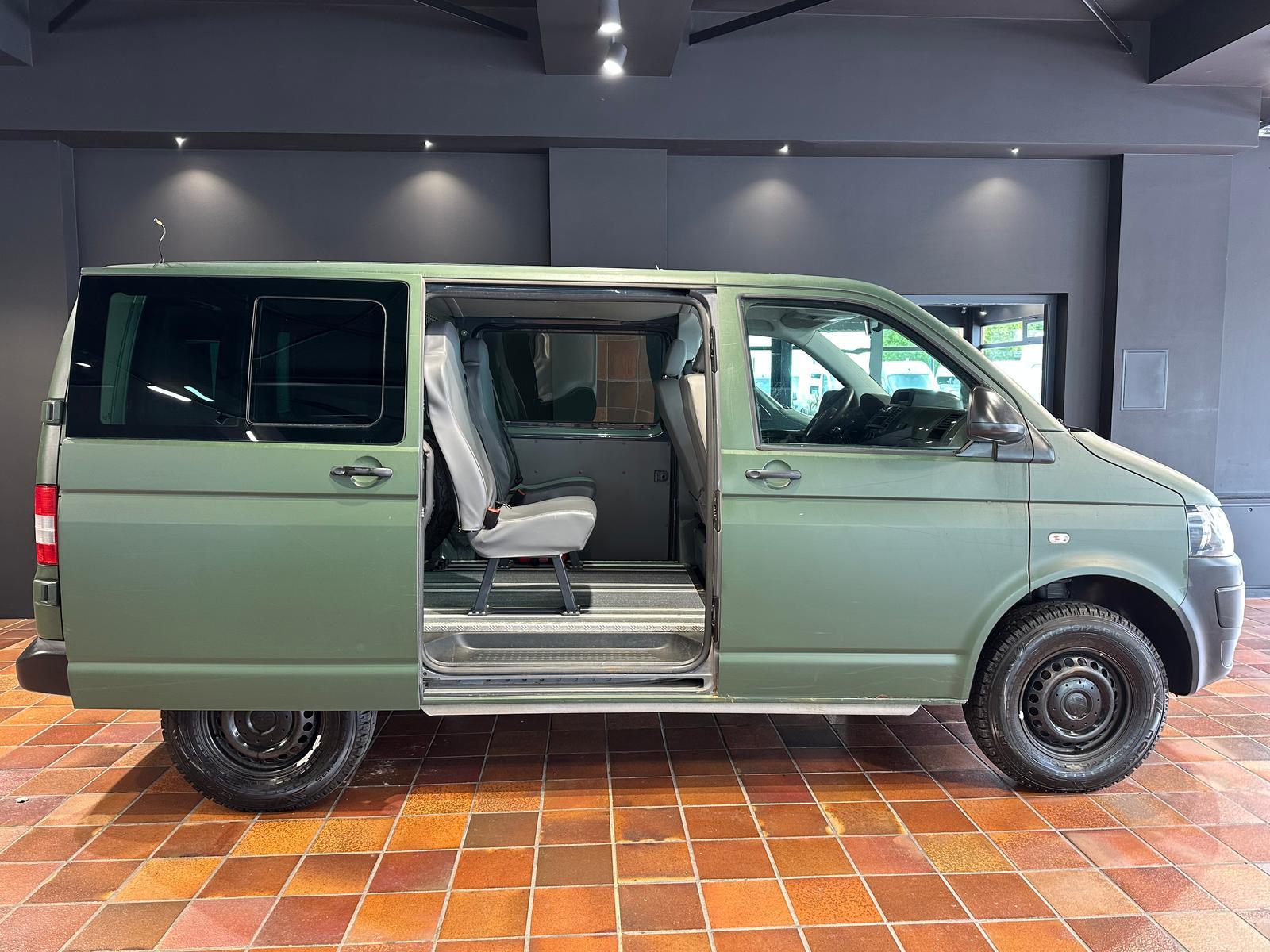 Volkswagen T5 WIDDER 4MOTION ROCKTON SEIKEL BUNDESWEHR OFFR