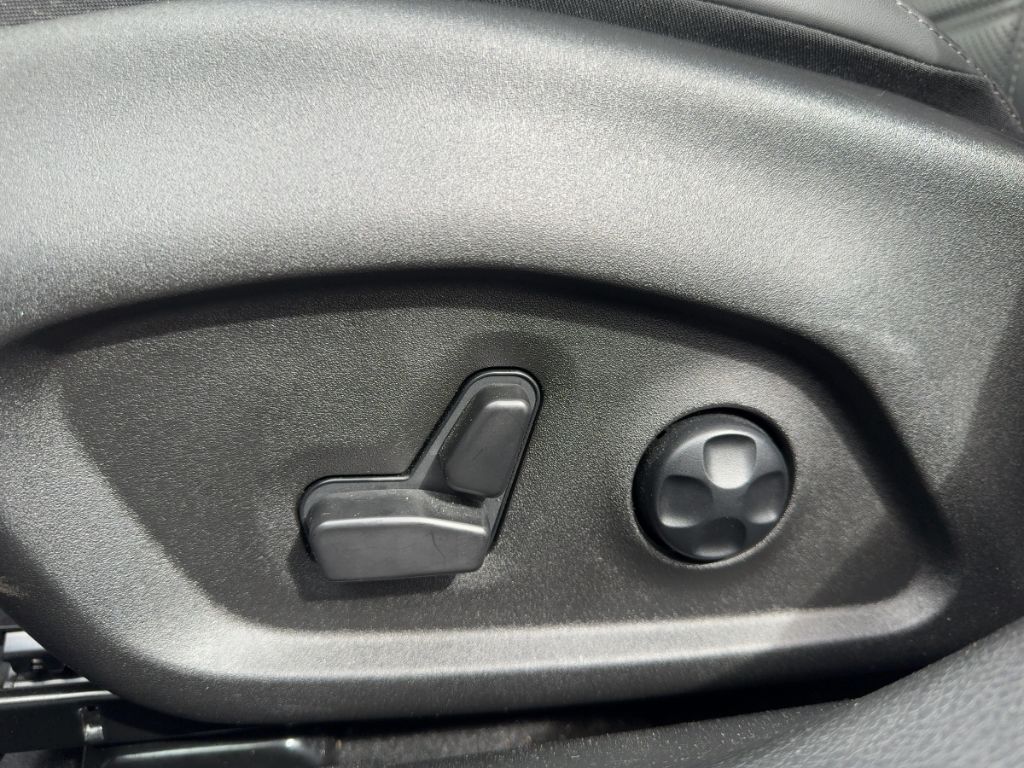 Fahrzeugabbildung Alfa Romeo Tonale VELOCE 1.5 VGT MATRIX PANO MEMORY