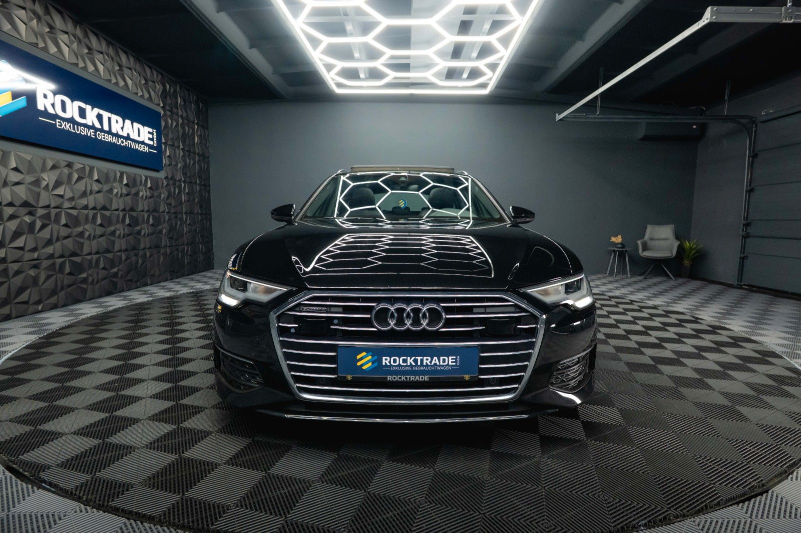 Fahrzeugabbildung Audi A6 Avant 45 TDI quattro Sport design *Pano*ACC*