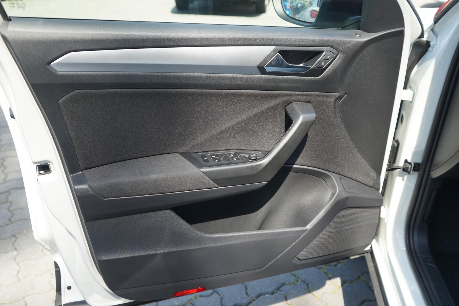 Volkswagen T-Roc 1.5 TSI DSG Life LED Android Apple AHK PDC, миниатюра 25