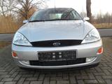 Ford Focus 1.6 Ghia Klima/Schiebedach 2.Hand - Ford aus 2001