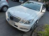 Mercedes-Benz Mercedes Benz E-Klasse W212-220 - Mercedes-Benz 220: Klasse W220