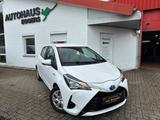 Toyota Yaris Hybrid Comfort/AUT/NAVI/GJR/KLIMAAUT/KAM - Toyota Yaris in Lübeck
