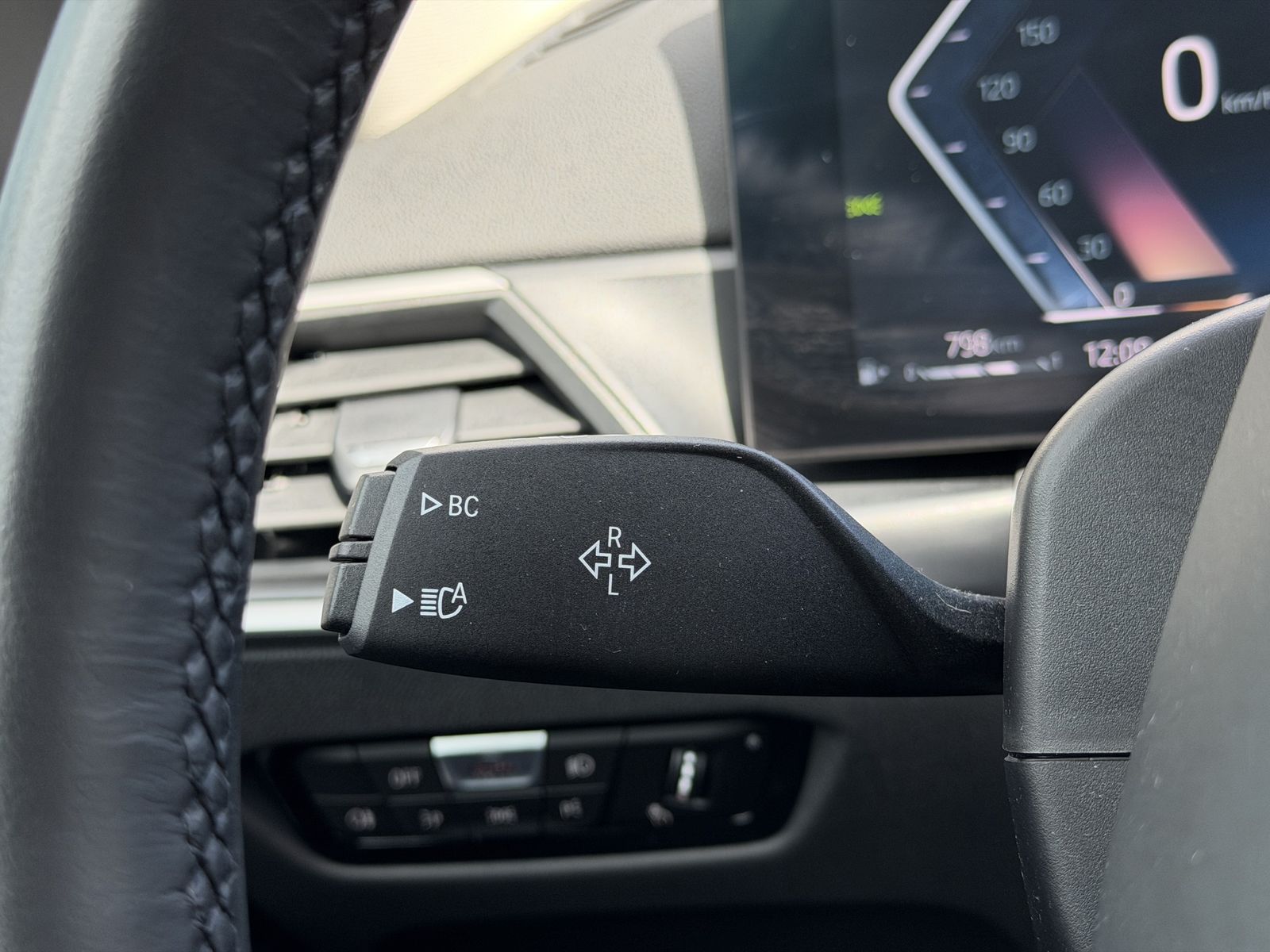 BMW 320 d xDrive | Live Cockpit Plus | Shadow Line foto 16